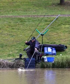 Preston Super Pro V Roller Pole Support -Preston Outlet Store PVSROLBO 1